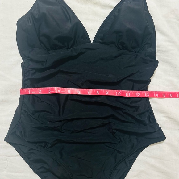 NWT CUPSHE Women’s One Piece Swimsuit Tummy Control V Neck Bathing Suit - Picture 8 of 13